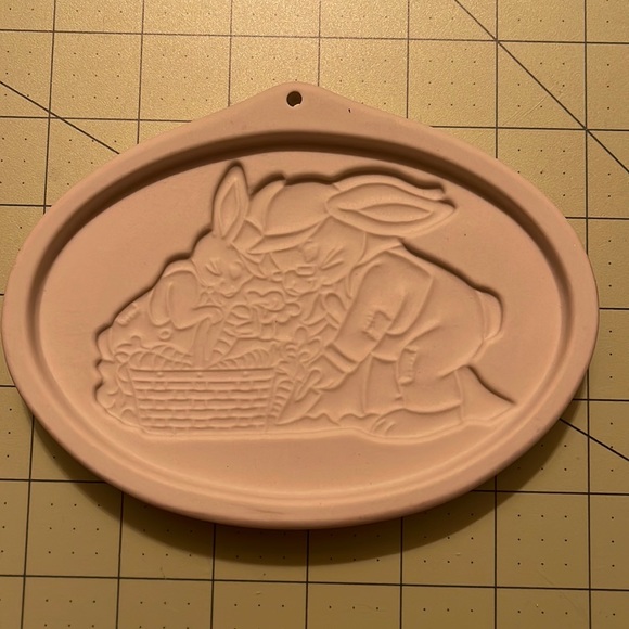Vintage Longaberger pottery cookie press rabbits - Picture 1 of 2